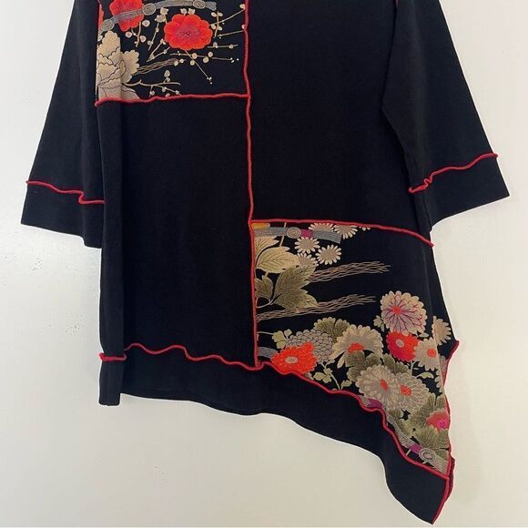 IC Connie K Lagenlook Asian Print Top Asymmetrical Artsy Black Red Blouse Medium - Picture 3 of 9